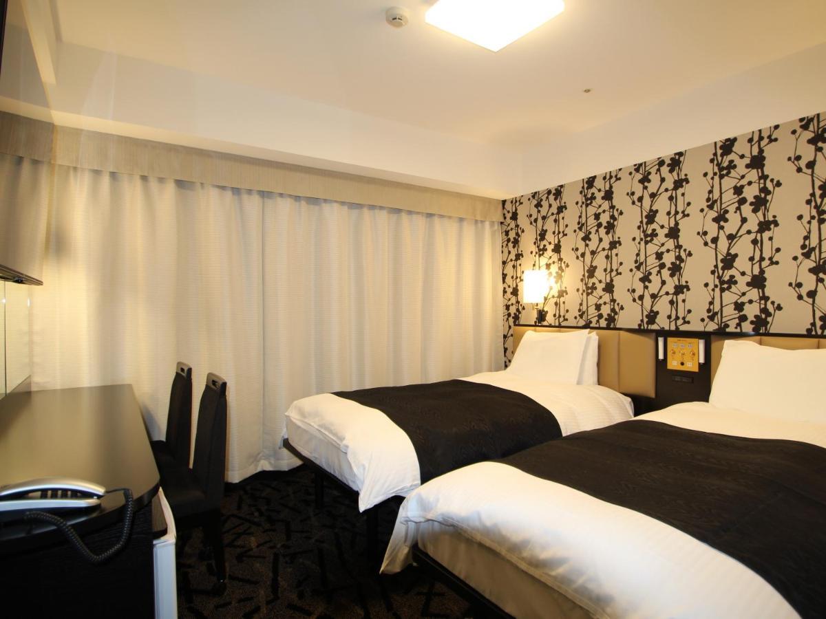 Apa Hotel Toyama Ekimae Exteriér fotografie